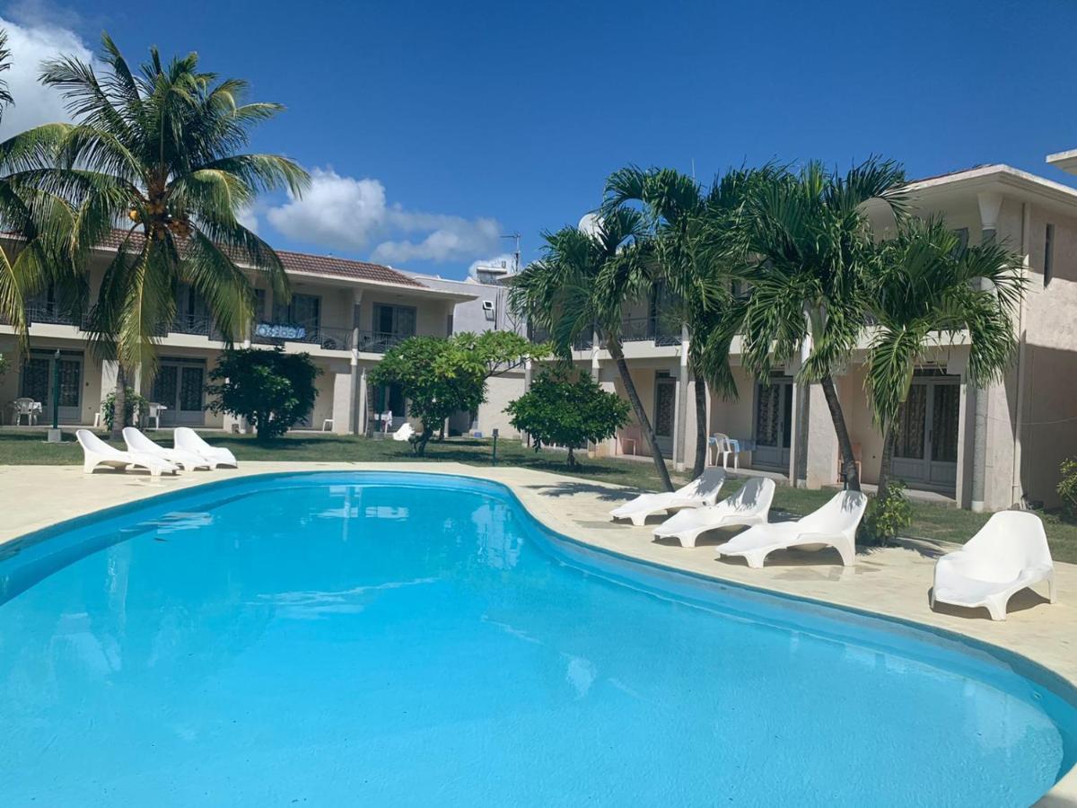 Escale Vacances Flic en Flac Exterior photo