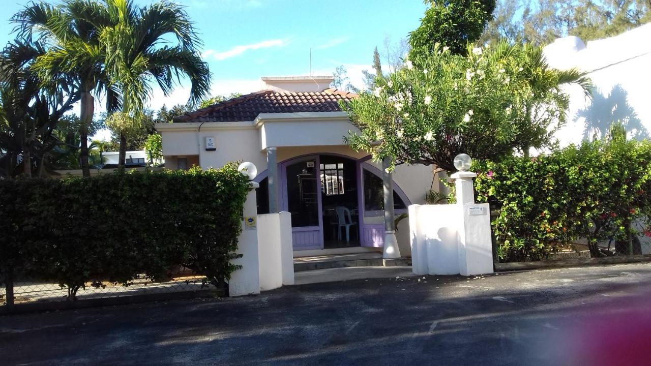 Escale Vacances Flic en Flac Exterior photo